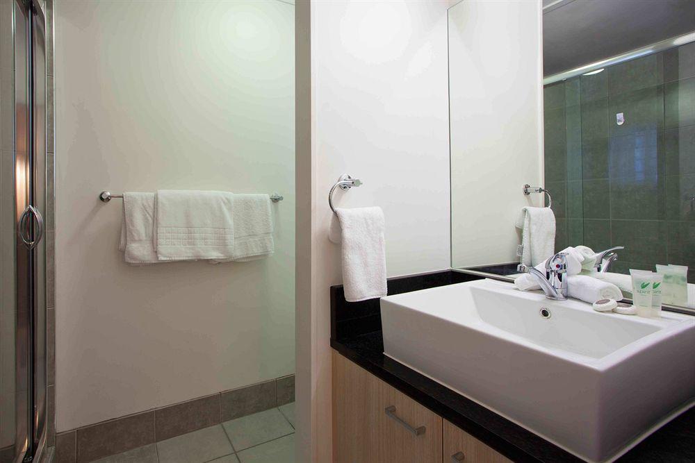 กีวี แอร์พอร์ต แบ๊คแพคเกอร์ Hostel โอ๊คแลนด์ ภายนอก รูปภาพ
